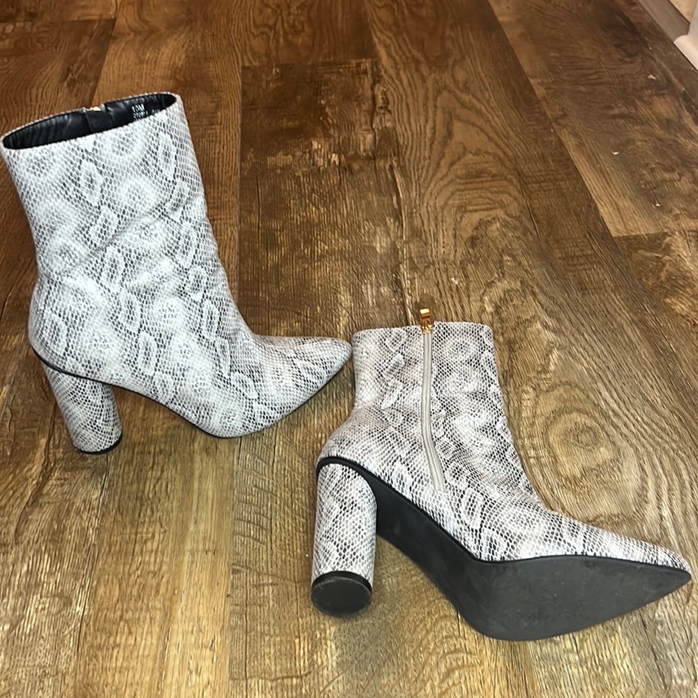 Snake print bootie